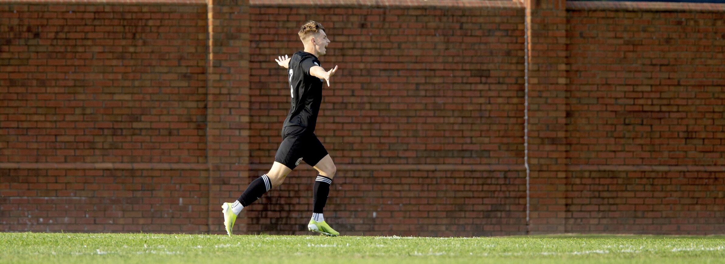 043021-gnr-spt-uncgsoccer